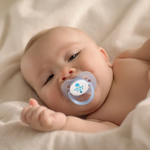 Tétine personnalisée futur fan de l'om